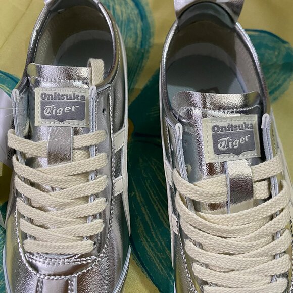 Onitsuka Tiger Silver Unisex Sneakers - Picture 8 of 9